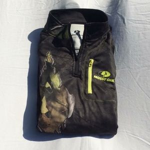 Boys size XL mossy oak camouflage pull over.